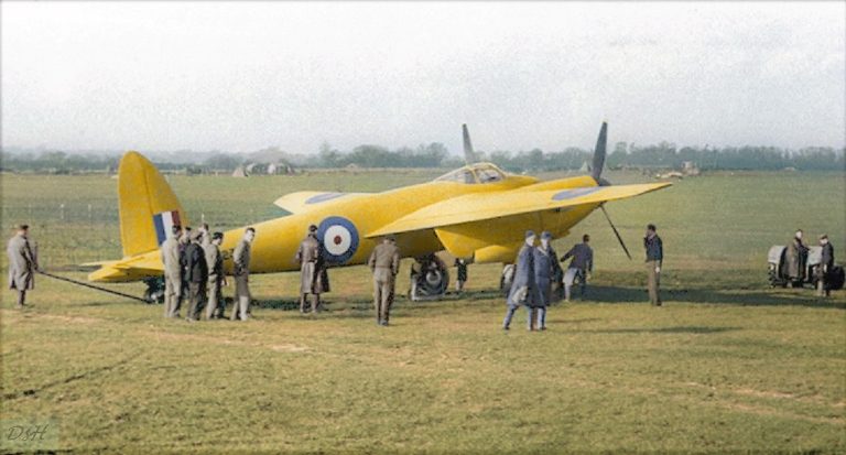 First Flight of the DH.98 Mosquito – 25-Nov-1940